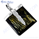 Load image into Gallery viewer, Sterling silver horn pendant with a unique natural pattern, a statement piece for women.