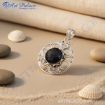 Load image into Gallery viewer, 925 silver pendant featuring a faceted black onyx gemstone. Elegant design for women.