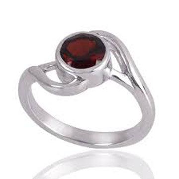 925 Sterling Silver Ring Round Garnet Gemstone Ring Gorgeous Rings Artisanal Design Rings