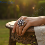 Load image into Gallery viewer, Vintage Flower Diamond Ring | Gold Ring for Women
