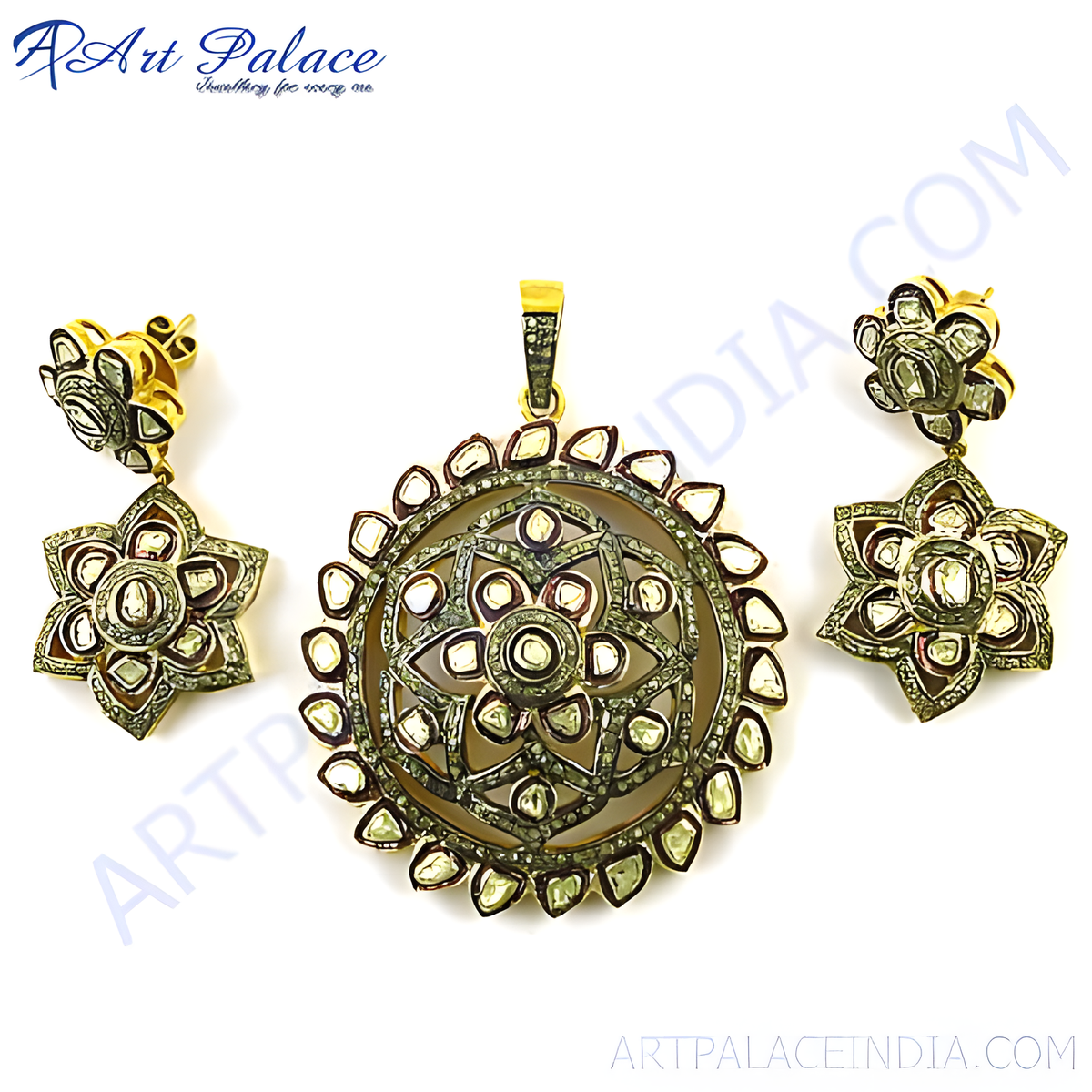 Gold plating floral pendant and earrings set with diamonds, a luxurious jewelry piece for women