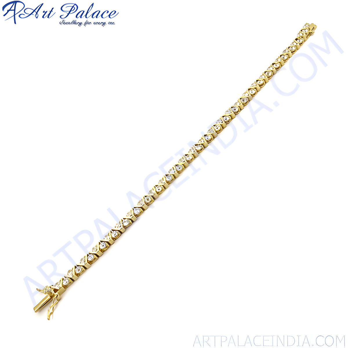 Gold plating tennis bracelet with sparkling diamonds