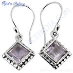 Load image into Gallery viewer, 925 sterling silver drop earrings featuring square-cut amethyst gemstones with a detailed silver setting.
