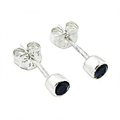 925 Sterling Silver Stud Earrings with Black Gemstones