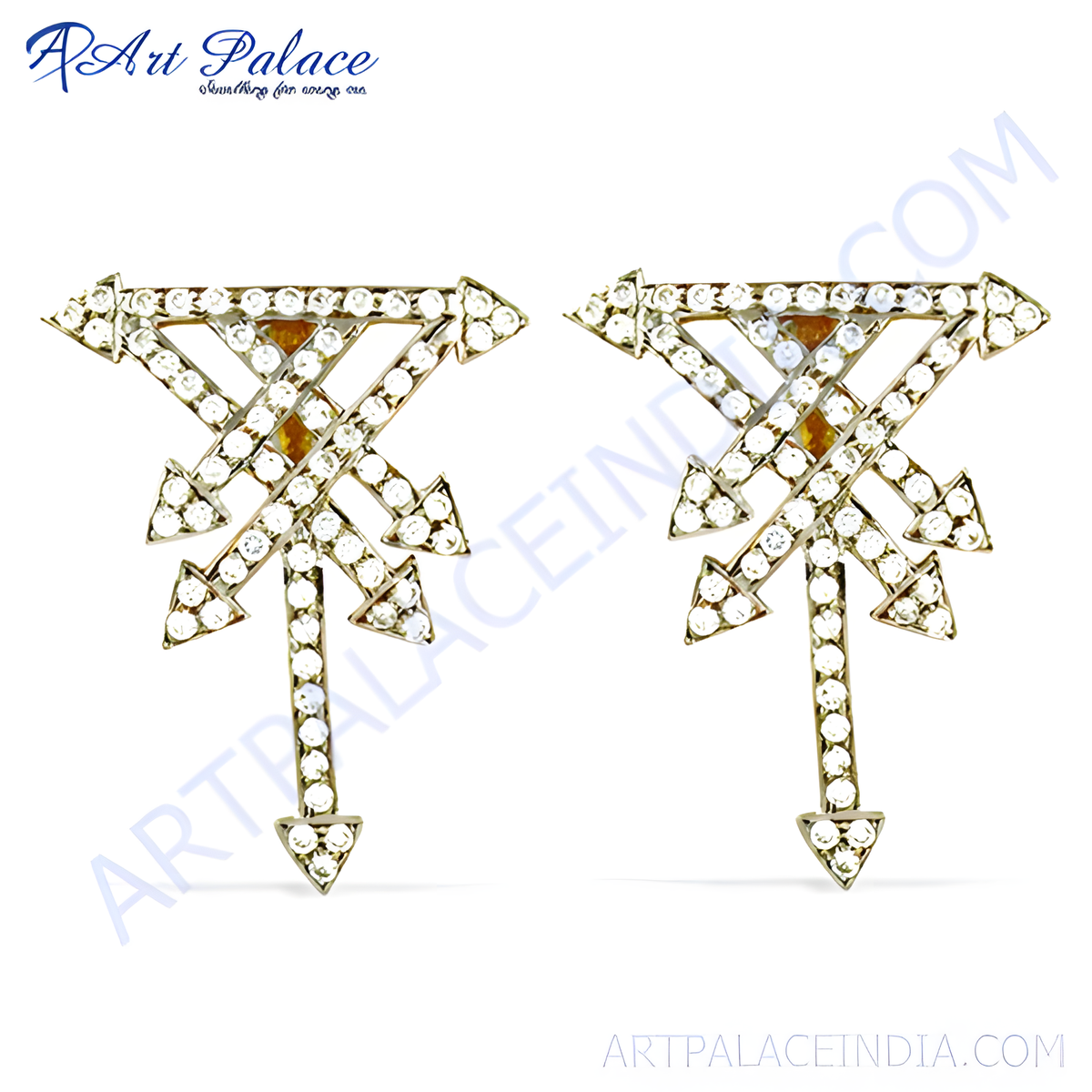 Gold plating arrow stud earrings with diamond accents