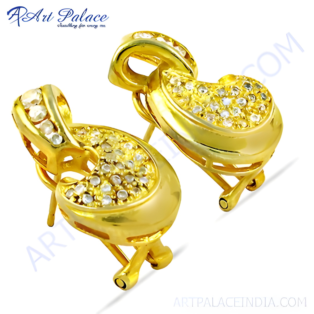 gold plating stud earrings with diamonds, elegant and sparkling, perfect for women's jewelry.