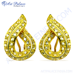 Load image into Gallery viewer, gold plating teardrop stud earrings encrusted with sparkling diamonds, a classic and elegant jewelry piece.
