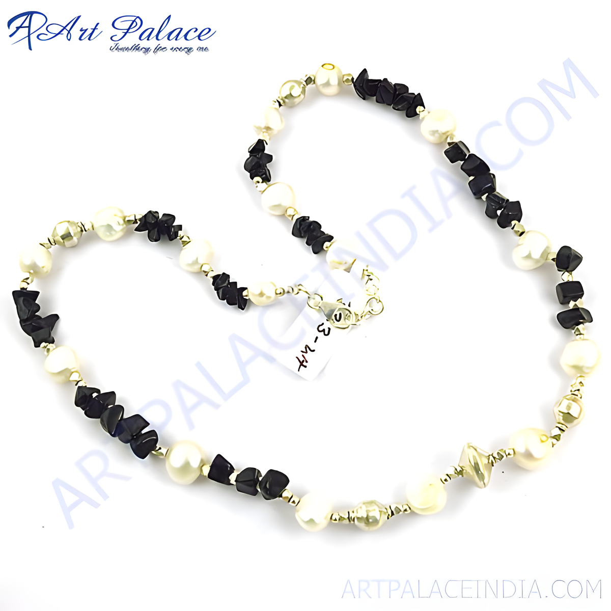 Elegant pearl and black stone chip necklace, featuring lustrous pearls and dark gemstone accents, perfect for women