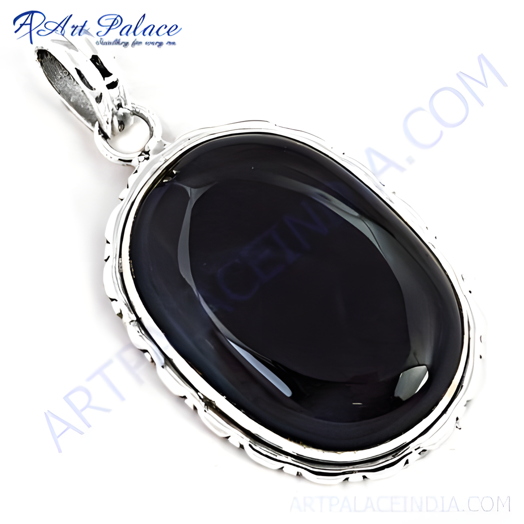 925 sterling silver pendant with a large black onyx gemstone.