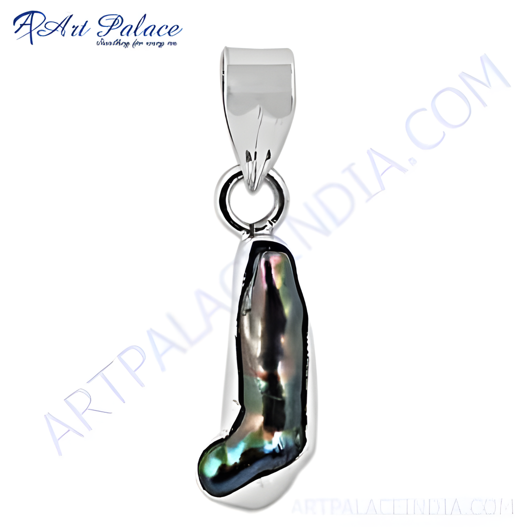 925 sterling silver pendant with a black, green, and blue Tahitian pearl. Pearl pendant necklace