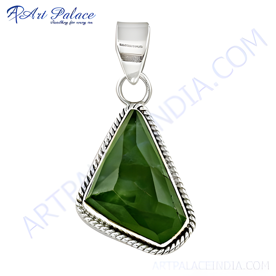 925 sterling silver green stone pendant with a detailed silver rope border. A vibrant green gemstone.