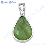 Load image into Gallery viewer, 925 sterling silver teardrop pendant with a faceted green gemstone, perfect for women's necklaces.
