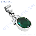 Load image into Gallery viewer, 925 sterling silver pendant with a green oval gemstone, ideal gift for women
