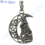 Load image into Gallery viewer, 925 sterling silver crescent moon pendant with intricate detailing, ideal for women.
