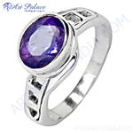 Load image into Gallery viewer, 925 sterling silver ring with oval purple amethyst gemstone. Women's ring design.

