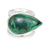 Load image into Gallery viewer, Sterling silver teardrop ring with a vibrant green malachite gemstone.
