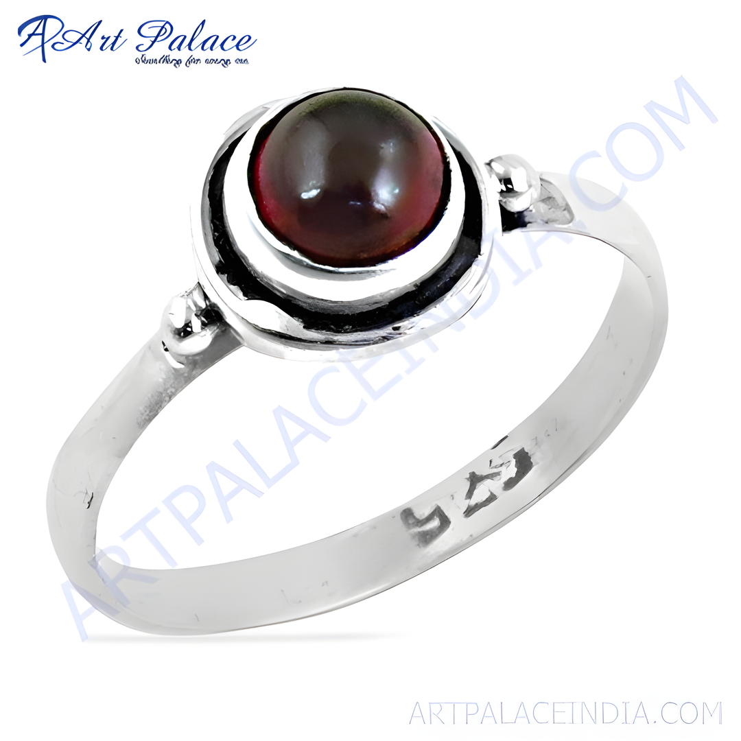 925 sterling silver ring with a round, deep red garnet gemstone, ideal for women's jewelry gifts.