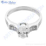 Load image into Gallery viewer, 925 sterling silver ring with a clear oval-cut gemstone, perfect for an engagement or special occasion.
