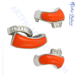 Load image into Gallery viewer, Silver ring with bright orange coral inlay for women. Features a modern and elegant design.
