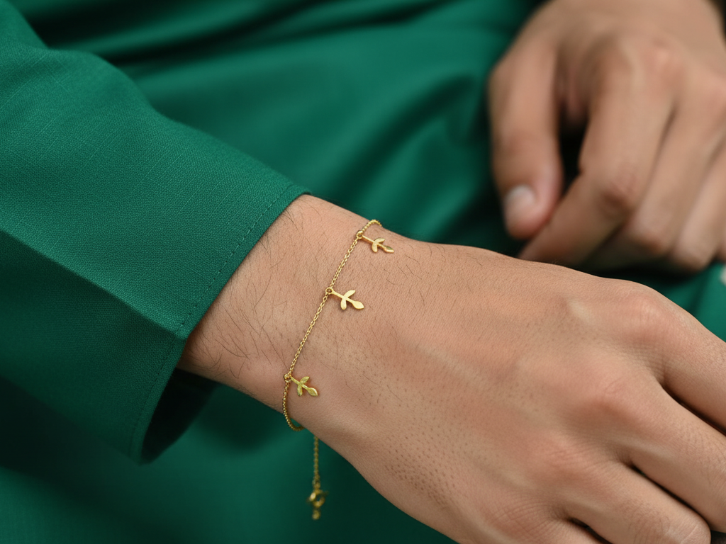 Leaf Charm Rakhi Bracelet in Gold Plated 925 Silver for Brother
