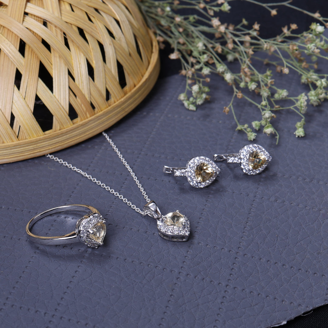 925 Silver Heart Jewelry Set (Earrings, Necklace & Ring) | Gift