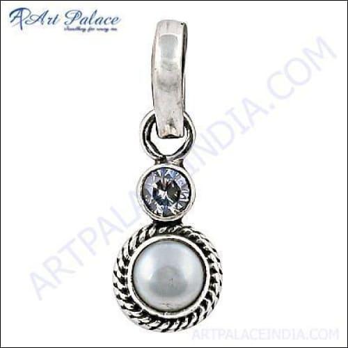 Attractive Cubic Zirconia & Pearl Gemstone Silver Pendant