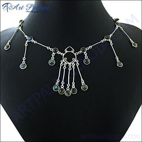 Classic & Beautiful Labradorite 925 Gemstone Silver Necklace