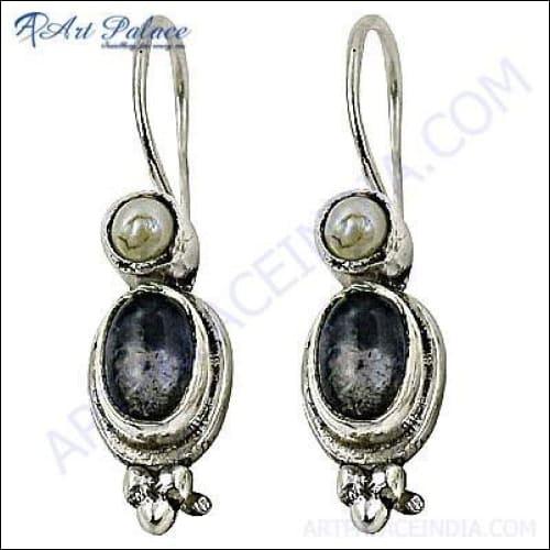 Exclusive Silver Earring With Iolite & Pearl