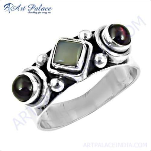 Fabulous Chalcedony & Garnet Gemstone Silver Ring