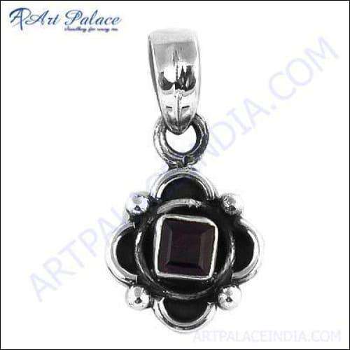 HOT!!! Luxury Garnet Gemstone Silver Pendant