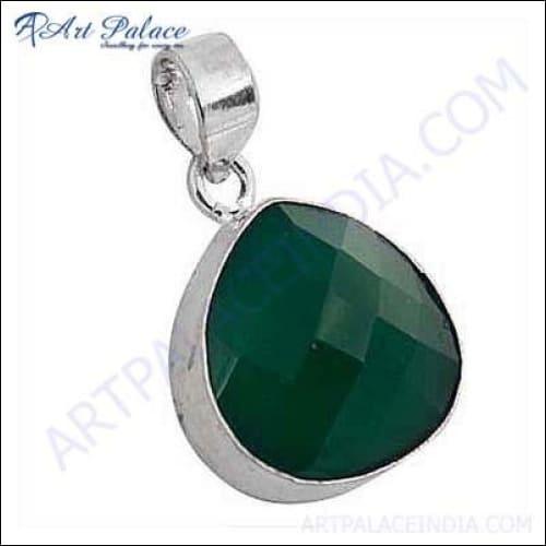 Latest Bright Green Onyx Gemstone In German Silver Pendant Jewelry