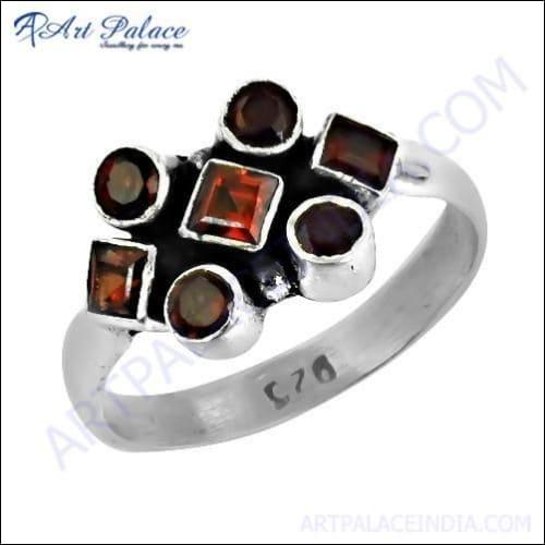 New Fashionable Garnet Gemstone Silver Ring