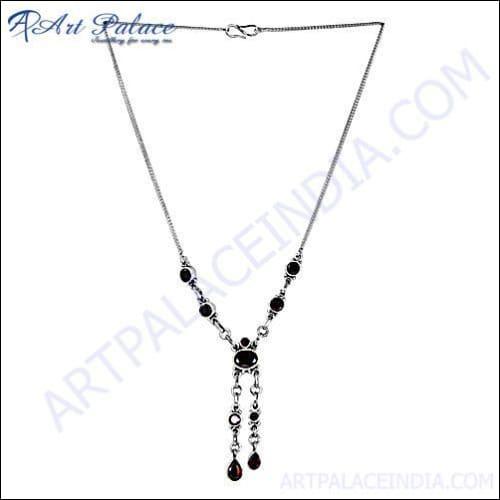 New Garnet Design Fashion Necklaces