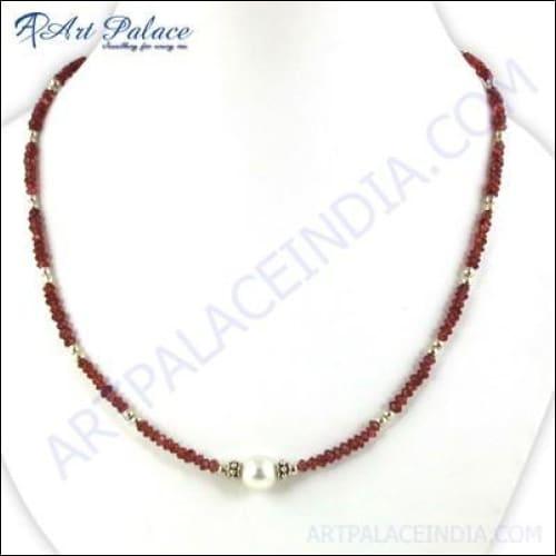 Trendy Garnet & Pearl Silver Necklace