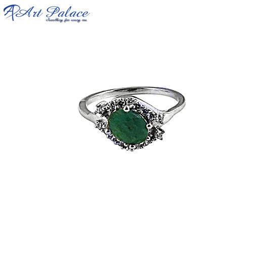 Vintage Design Cubic Zirconia Green Dyed Emerld Gemstone Silver Ring Fashionable Gemstone Ring Fantastic Cz Rings Artisan Cz Rings